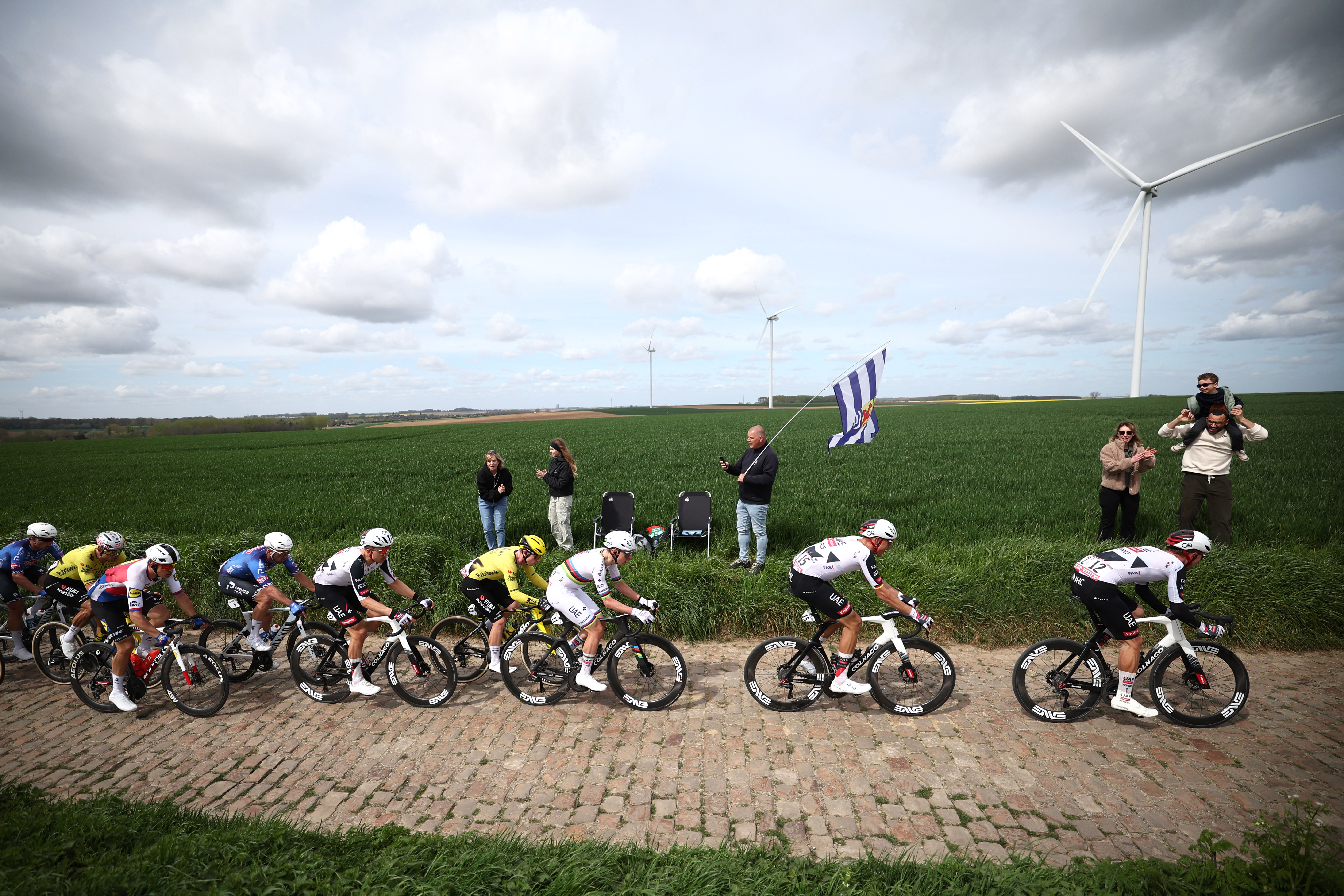 Paris-Roubaix Men LIVE: Tadej Pogačar punctures and has to take neutral service bike