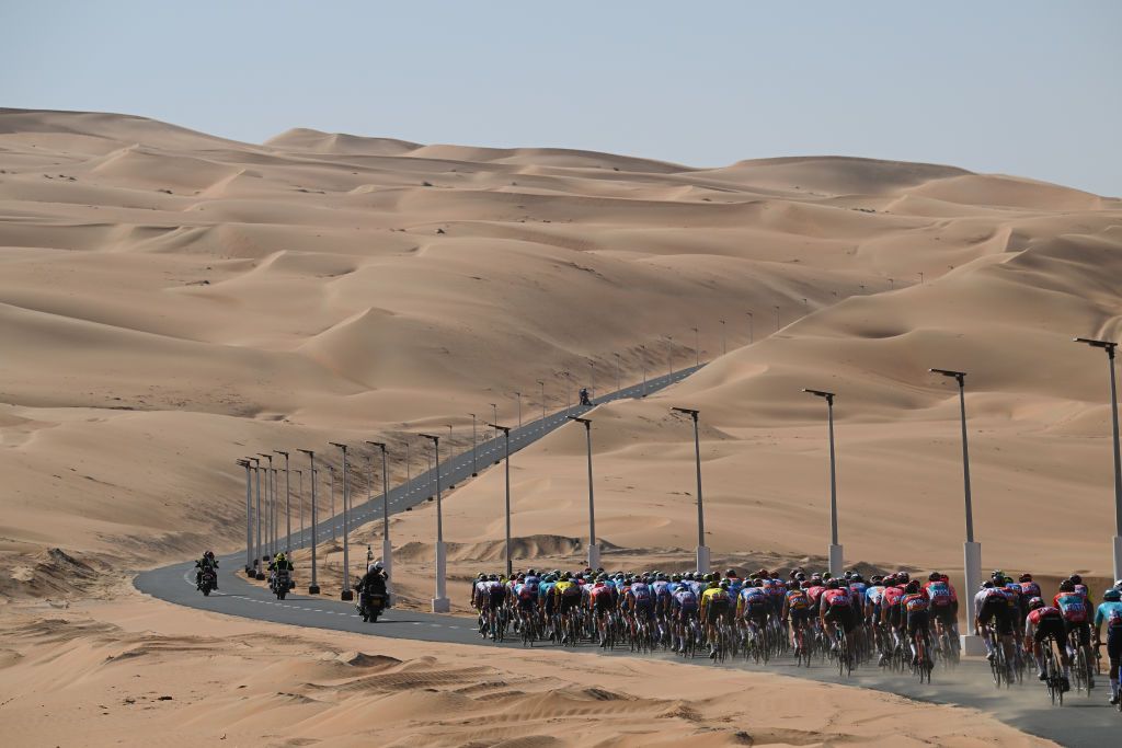 The UAE Tour climbed into the Liwa dunes