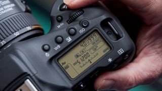 Top plate on the 1D X Mark II