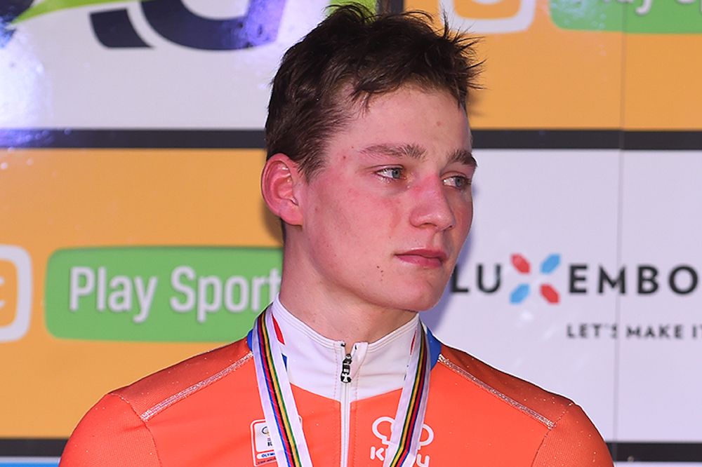 An emotional Mathieu van der Poel on the 2017 Worlds podium