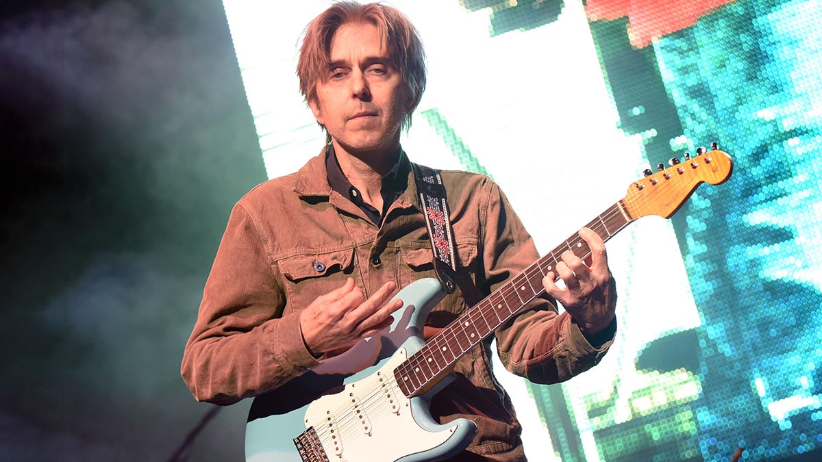 Learn 5 Eric Johnson chords that utilize his trademark ‘shell’ voicing ...