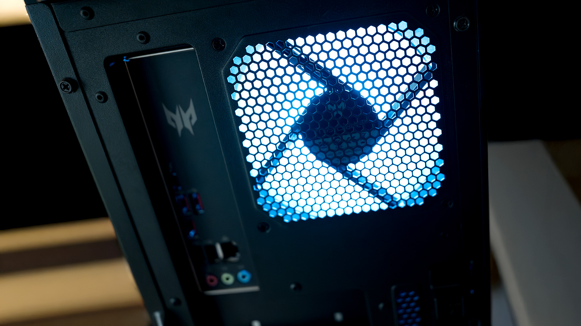 Acer Predator Orion 7000