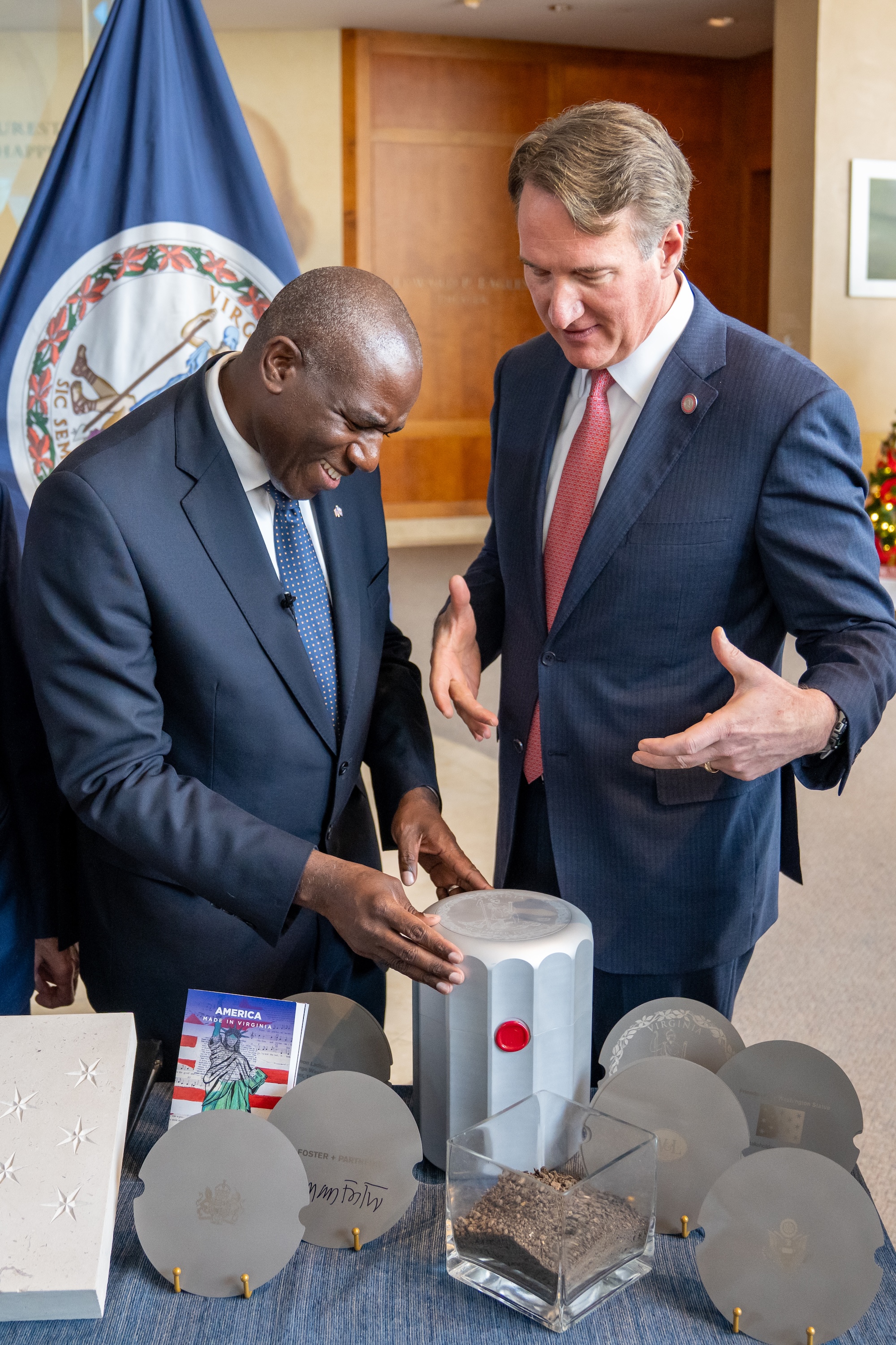 foster partners time capsule america anniversary