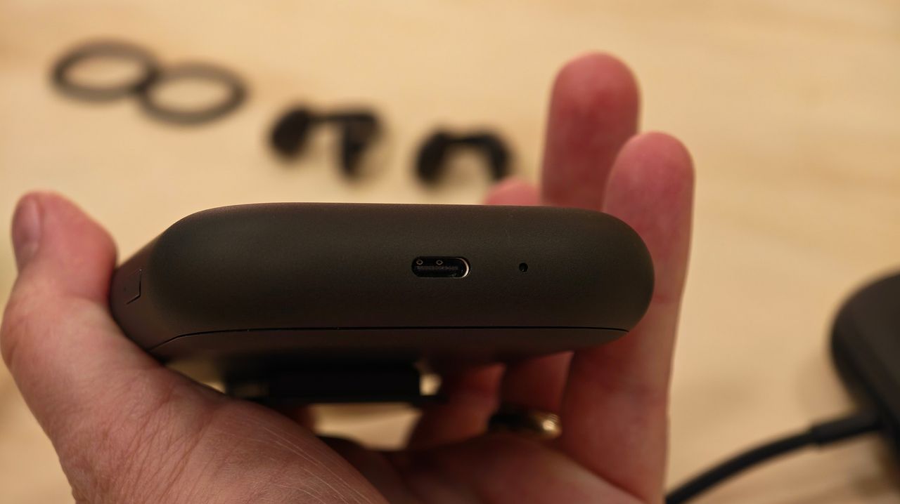 Meta VR Glasses compute puck