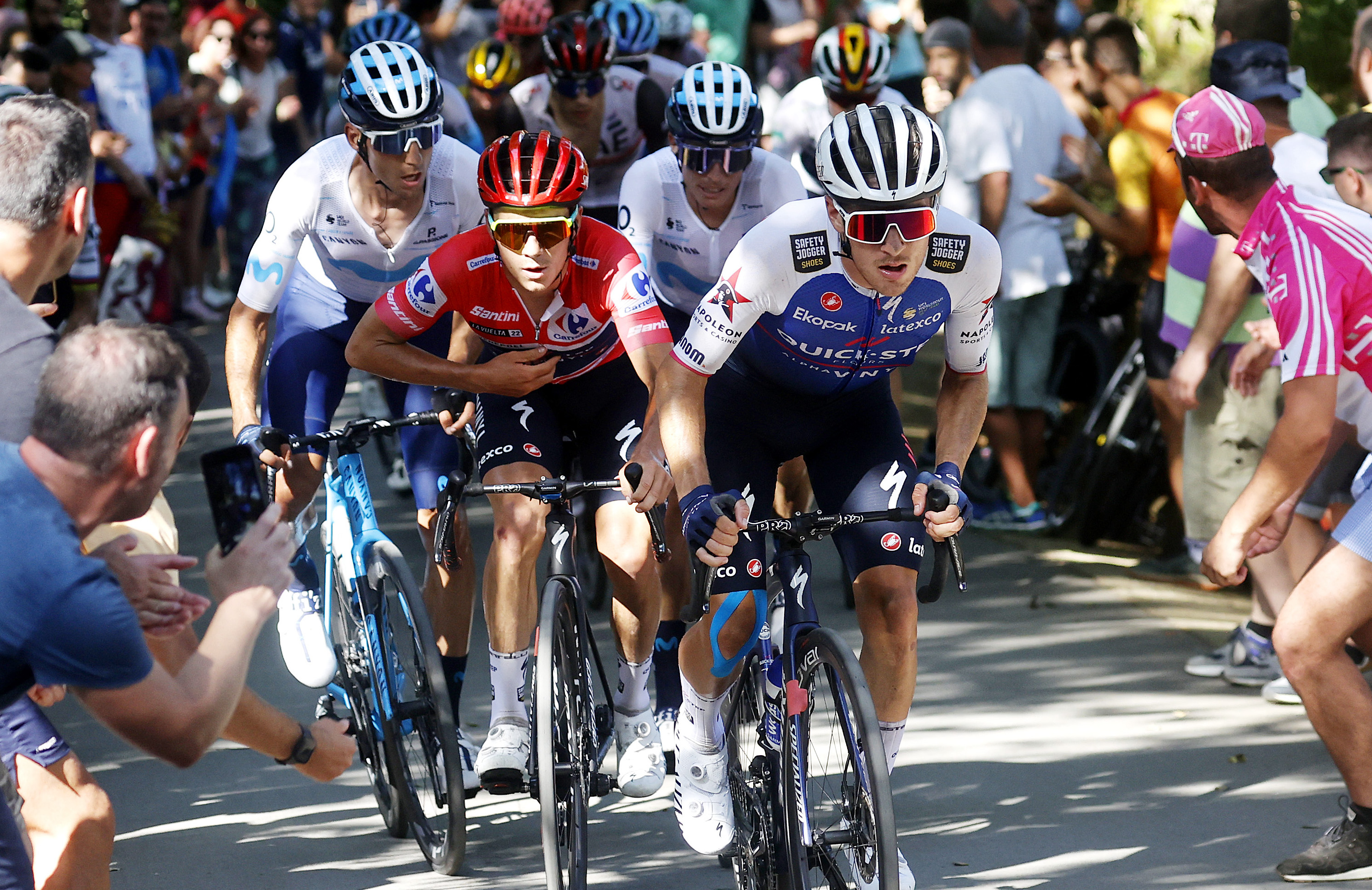 Van Wilder leading Evenepoel at the 2022 Vuelta