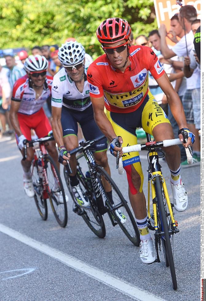 Alberto Contador (Tinkoff-Saxo) leads Alejandro Valverde (Movistar) and Joaquim Rodriguez (Katusha)