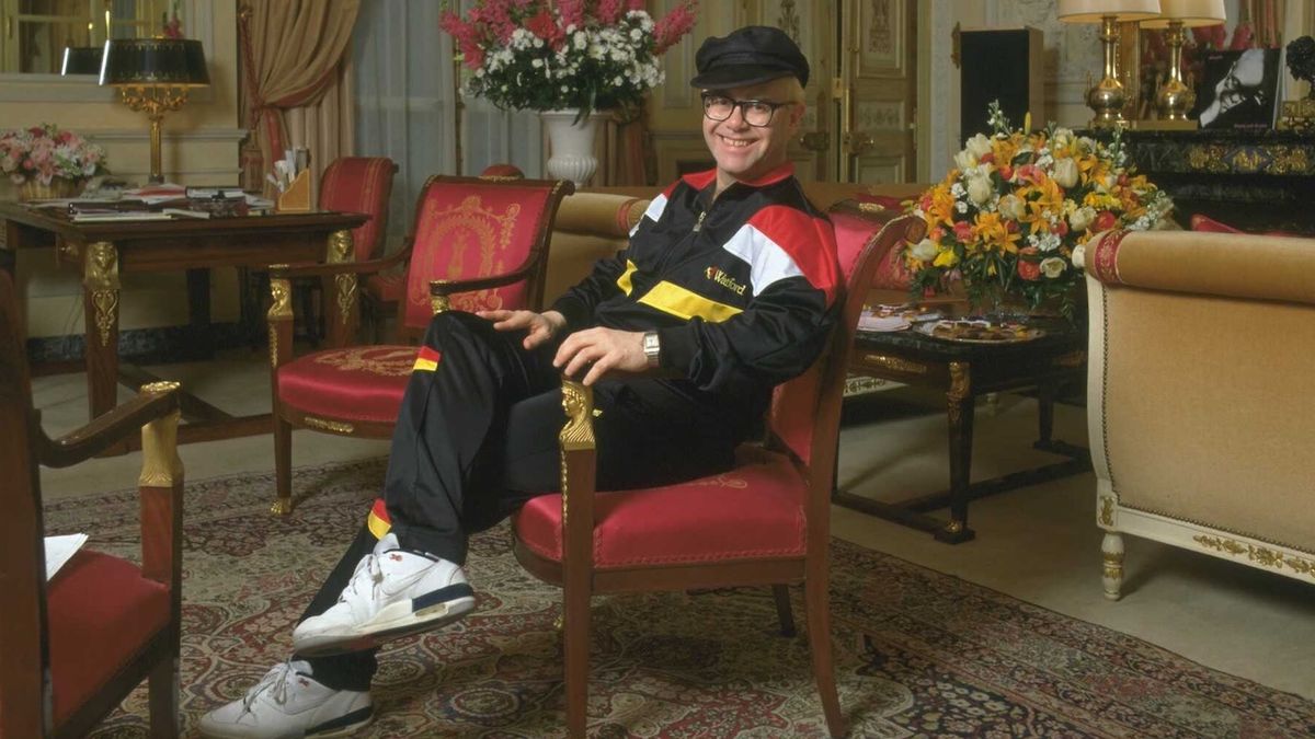 Elton John at home in 1989