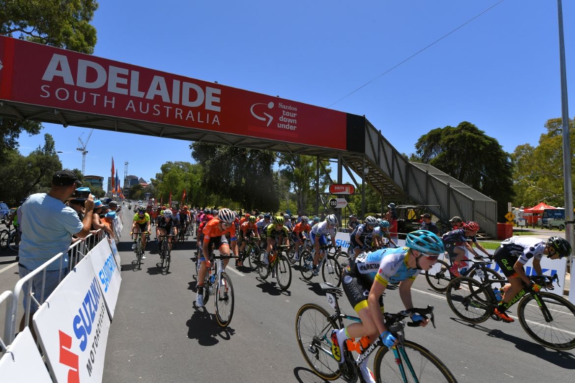 The 2019 Women's Tour Down Under peloton.