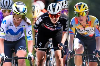 An open field vies for glory in the sharp hills of the Basque Country – Analysing the contenders at Itzulia Women