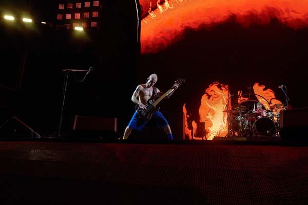 red hot chili peppers tour schweiz