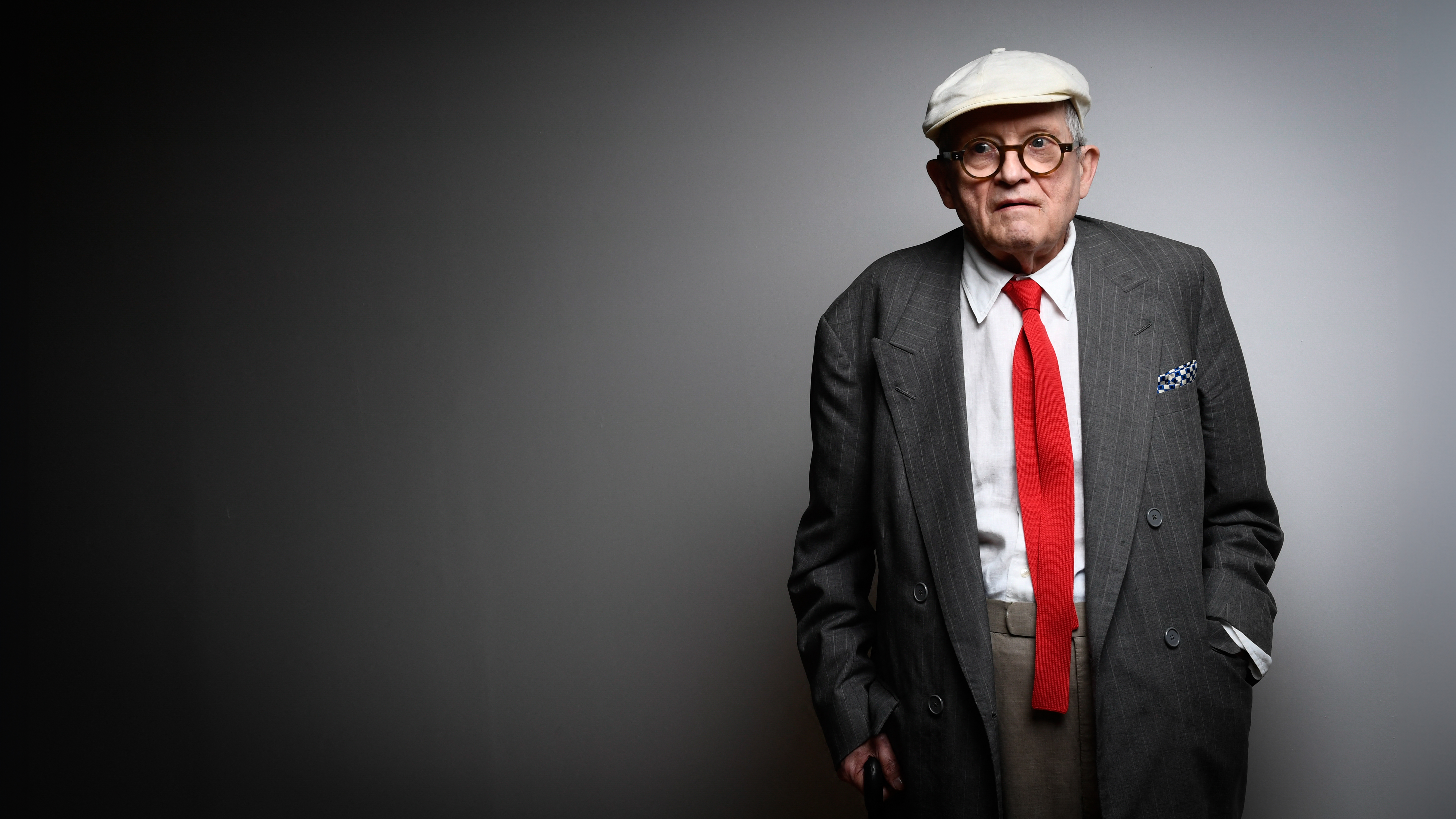 British artist David Hockney poses during a photo session at the Pompidou Centre in Paris, on June 16, 2017. (Photo by Martin BUREAU / AFP via Getty Images)