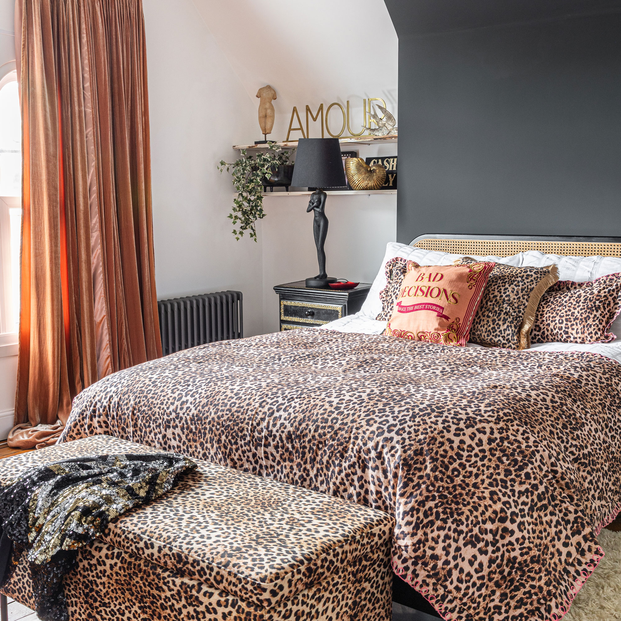 Black and white bedroom with leopard print bedding