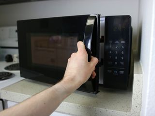 AmazonBasics Microwave