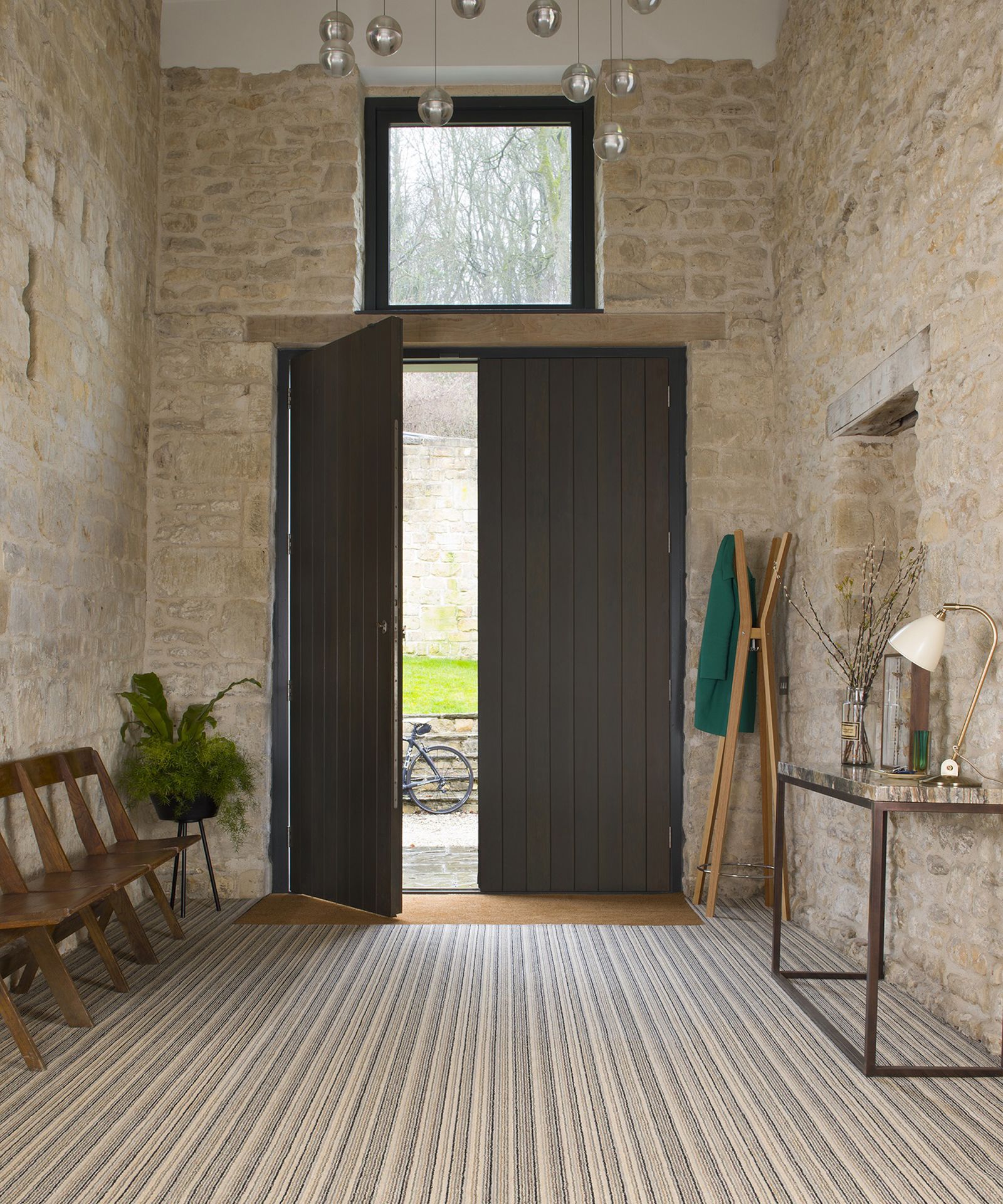 Hallway flooring ideas: 11 practical and stylish solutions | Homes ...