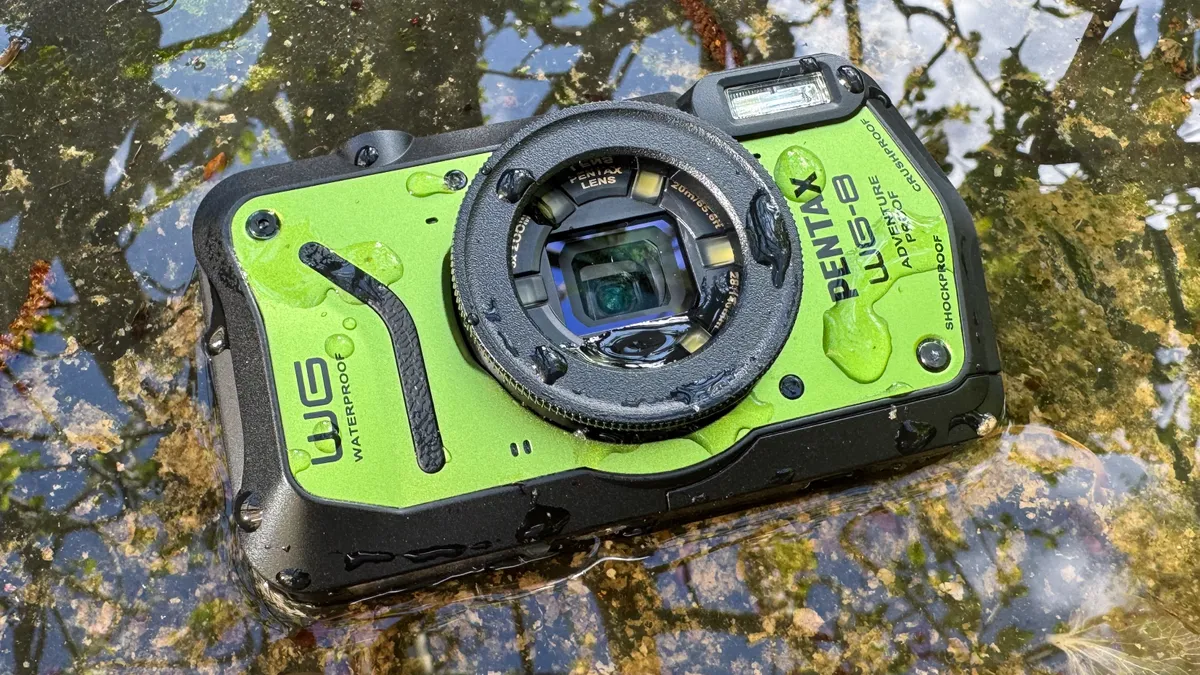 Pentax WG-8 features