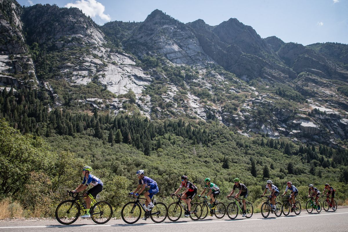 The peloton on the Alpine Loop during stage 6 in Utah