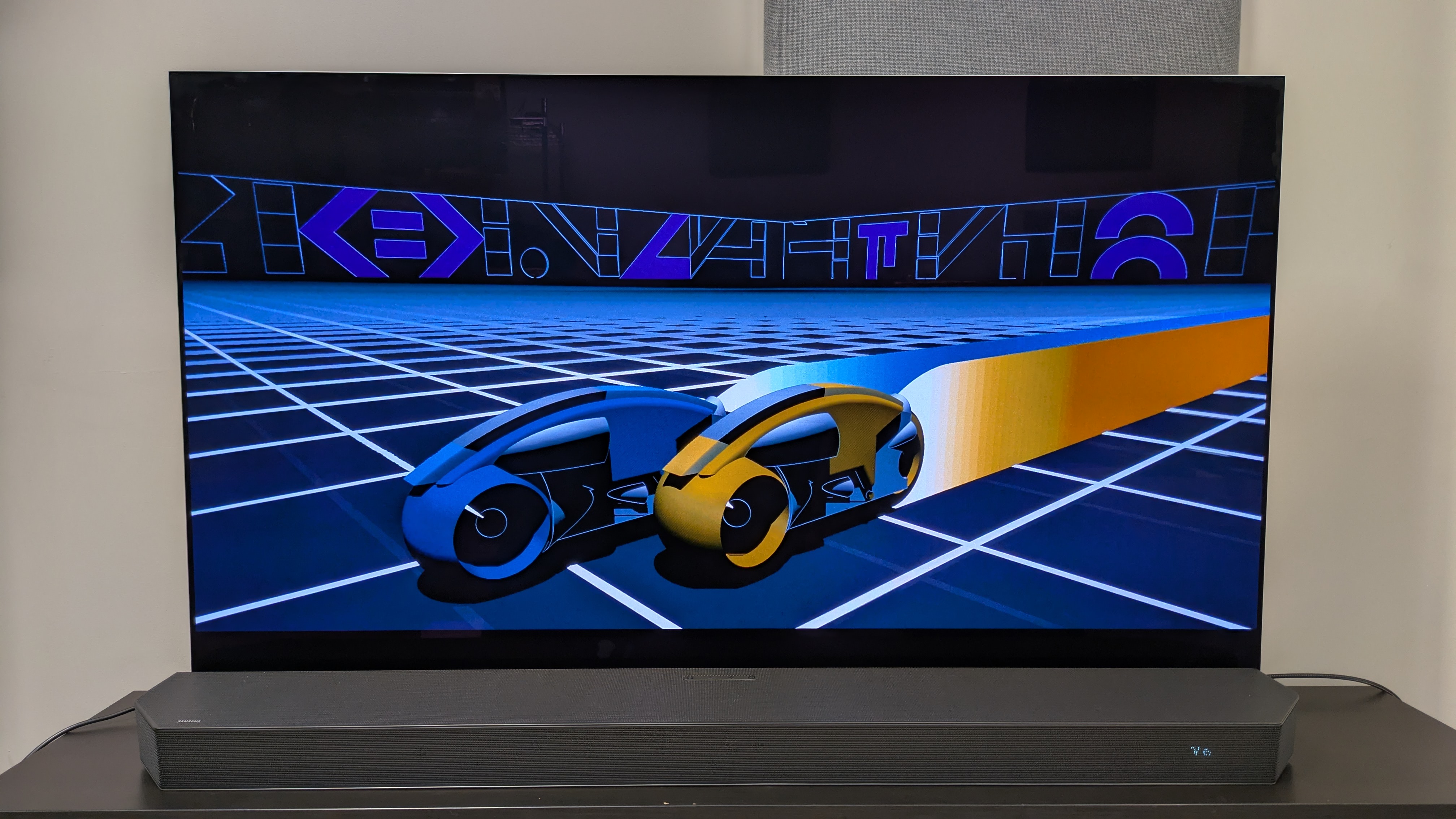 Tron (1982) 4K Blu-ray on LG G5 showing light cycles