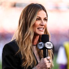 Erin Andrews Says She Wants Travis Kelce and Taylor Swift to "Get Married So Bad"