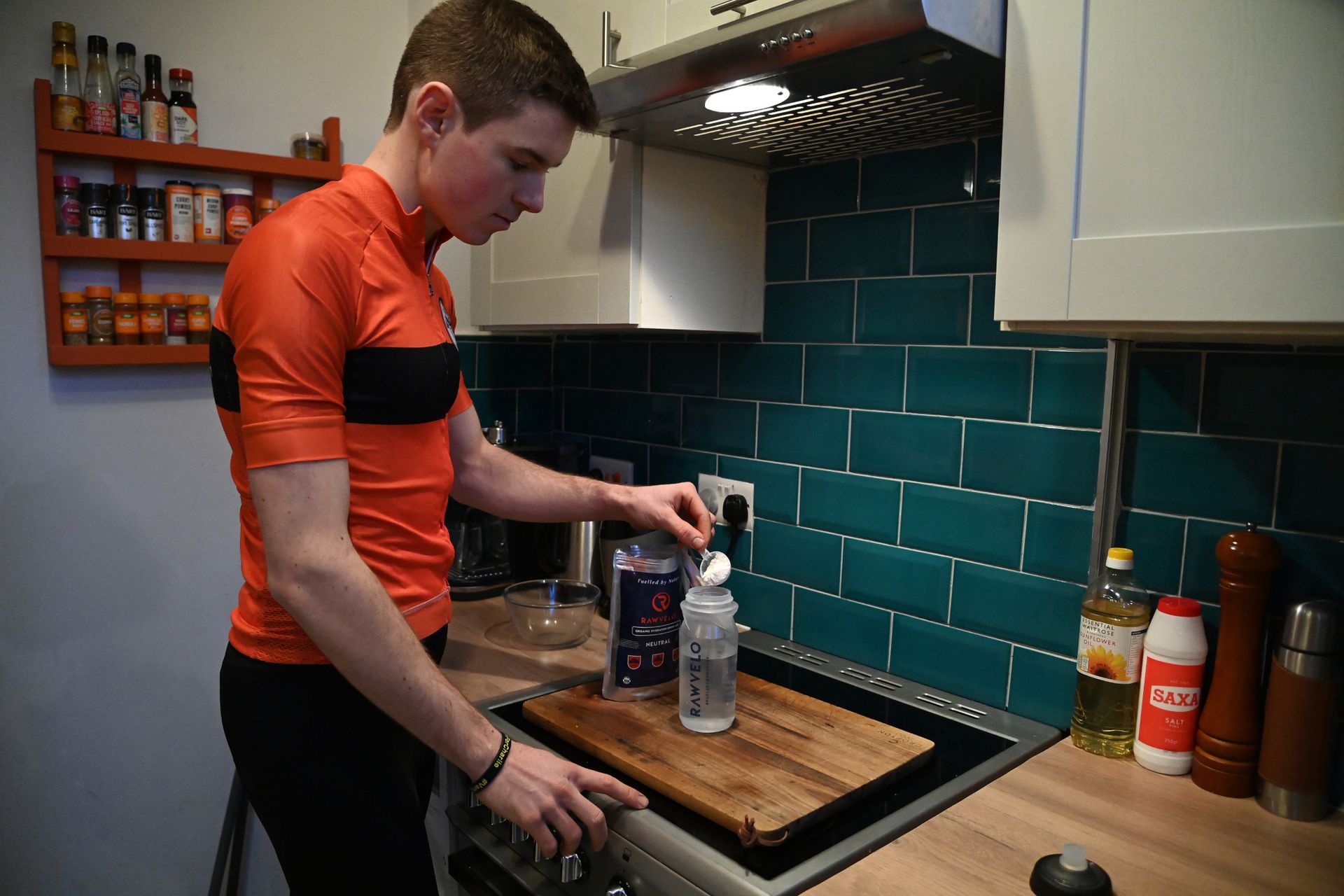 Best energy drinks for cycling 2024 fuelling and hydration explained