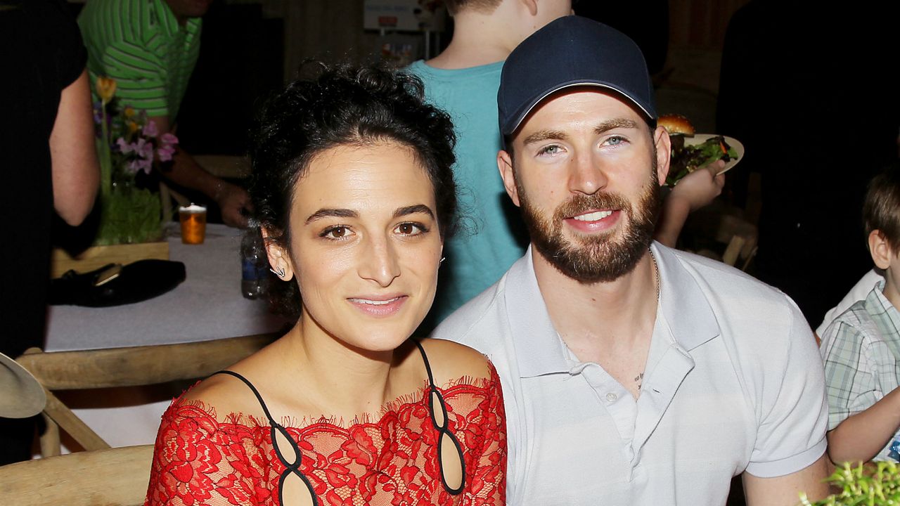 Chris Evans and Jenny Slate