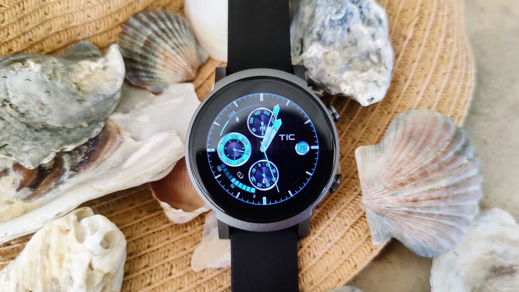 The affordable Galaxy Watch FE might be what Wear OS really needs