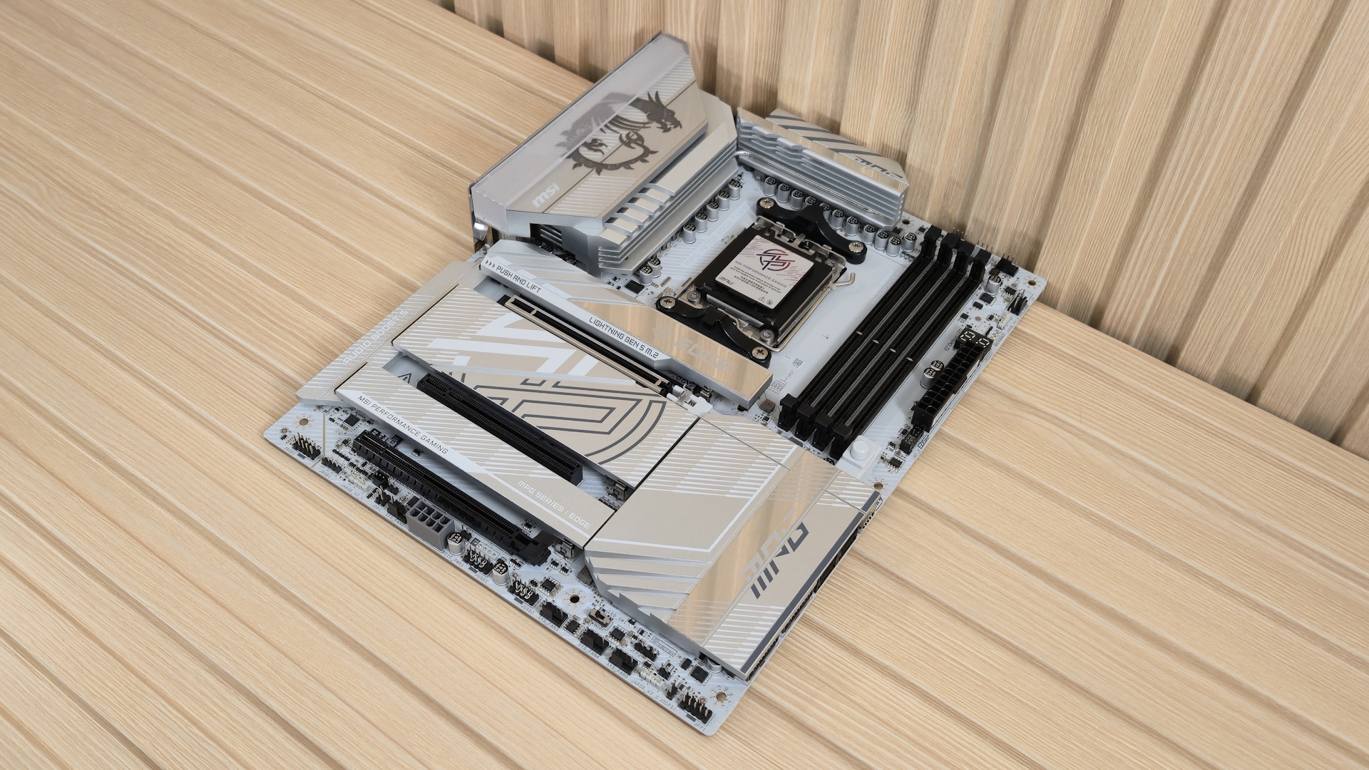 MSI MPG X870E Edge Ti Wifi