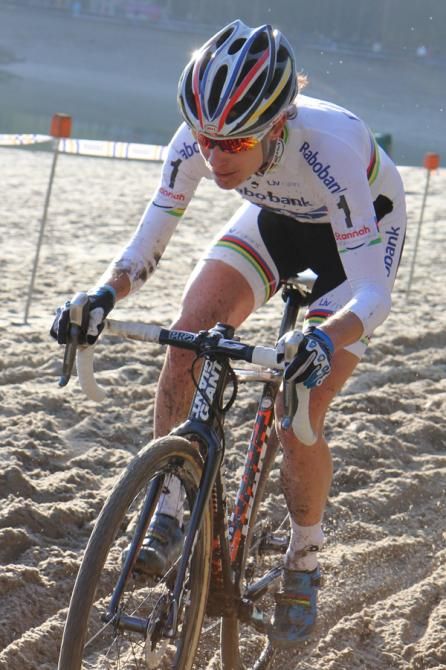 Marianne Vos on sand
