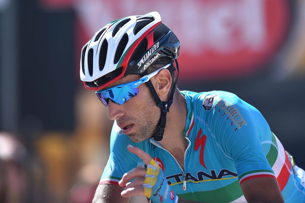 Vincenzo Nibali (Astana) had a very bad day.