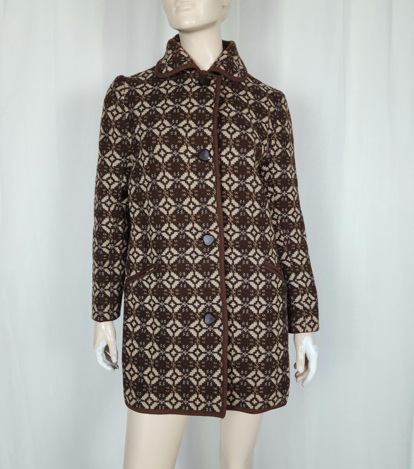 Fraggle Frock Vintage, Welsh Woollens Tapestry Coat