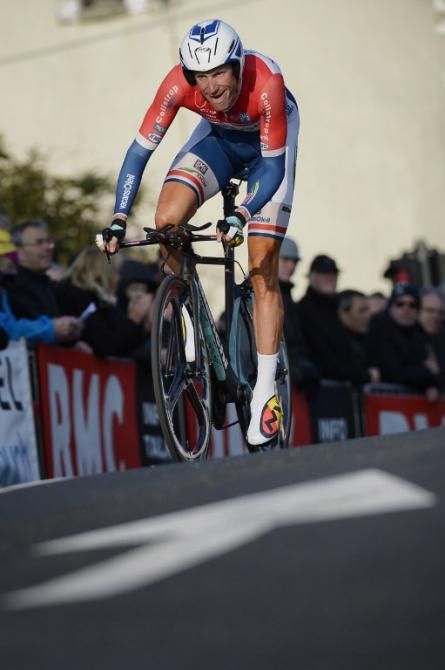 Lieuwe Westra (Vacansoleil), the Dutch time trial champion, rides to a third place finish in the Paris-Nice prolgoue