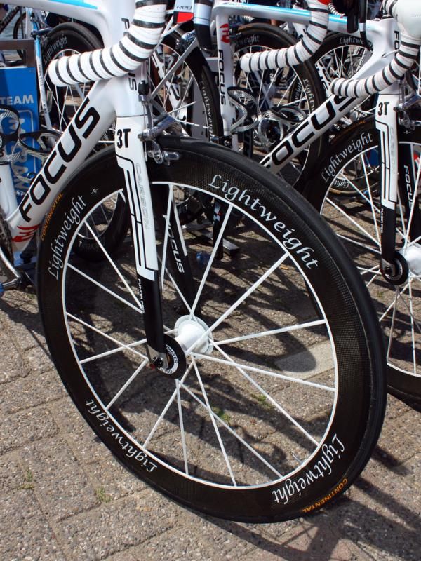 Team Milram is again using Carbonsports Lightweight wheels.