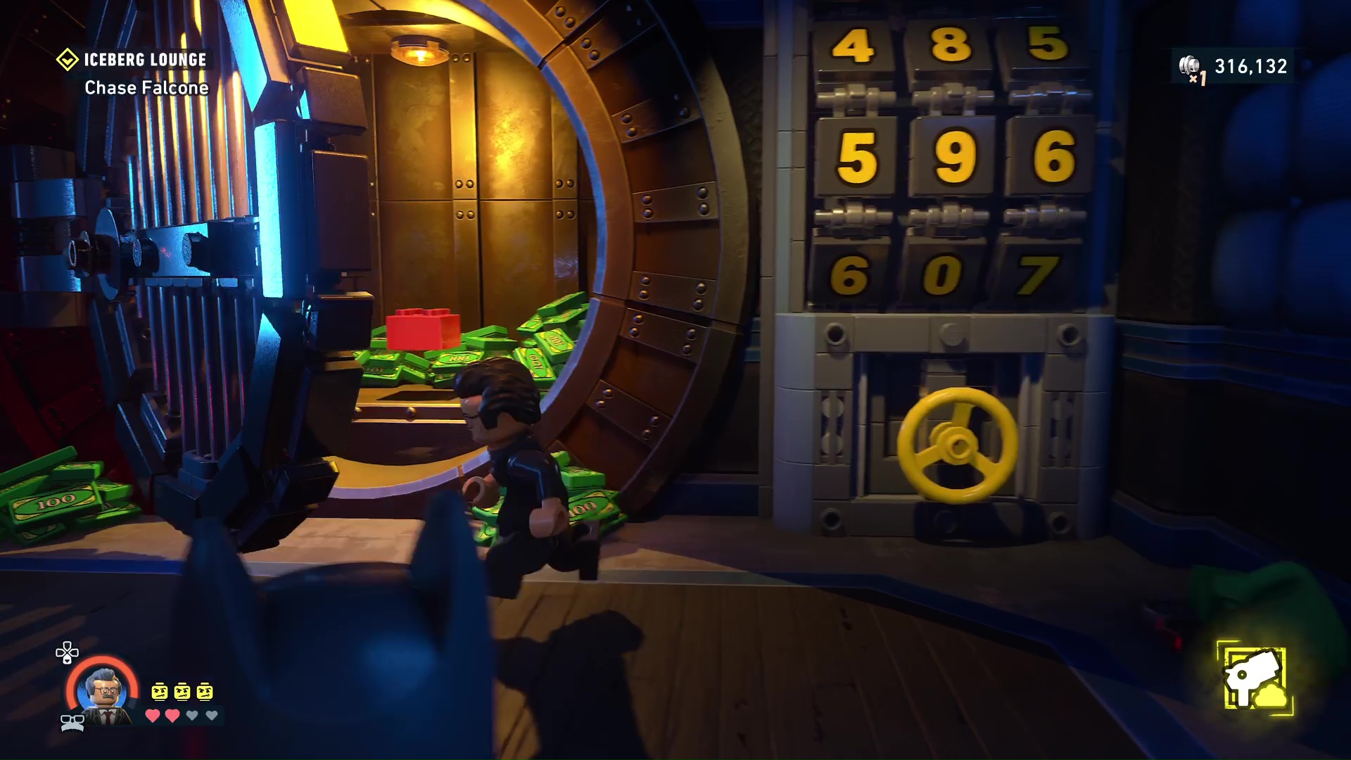 Iceberg Lounge Collectibles in Lego Batman Legacy of the Dark Knight