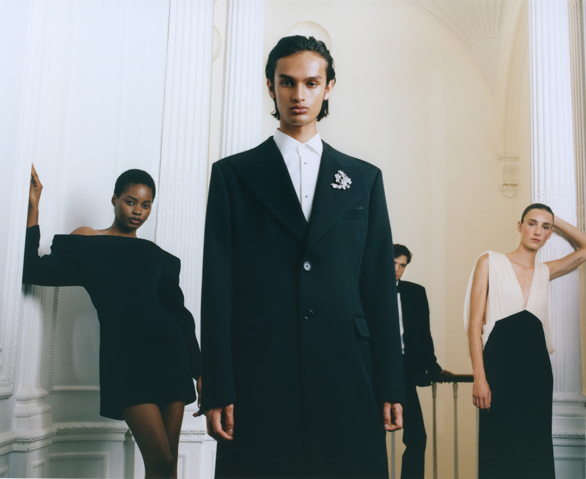 Party Dressing 2025 black and white trend