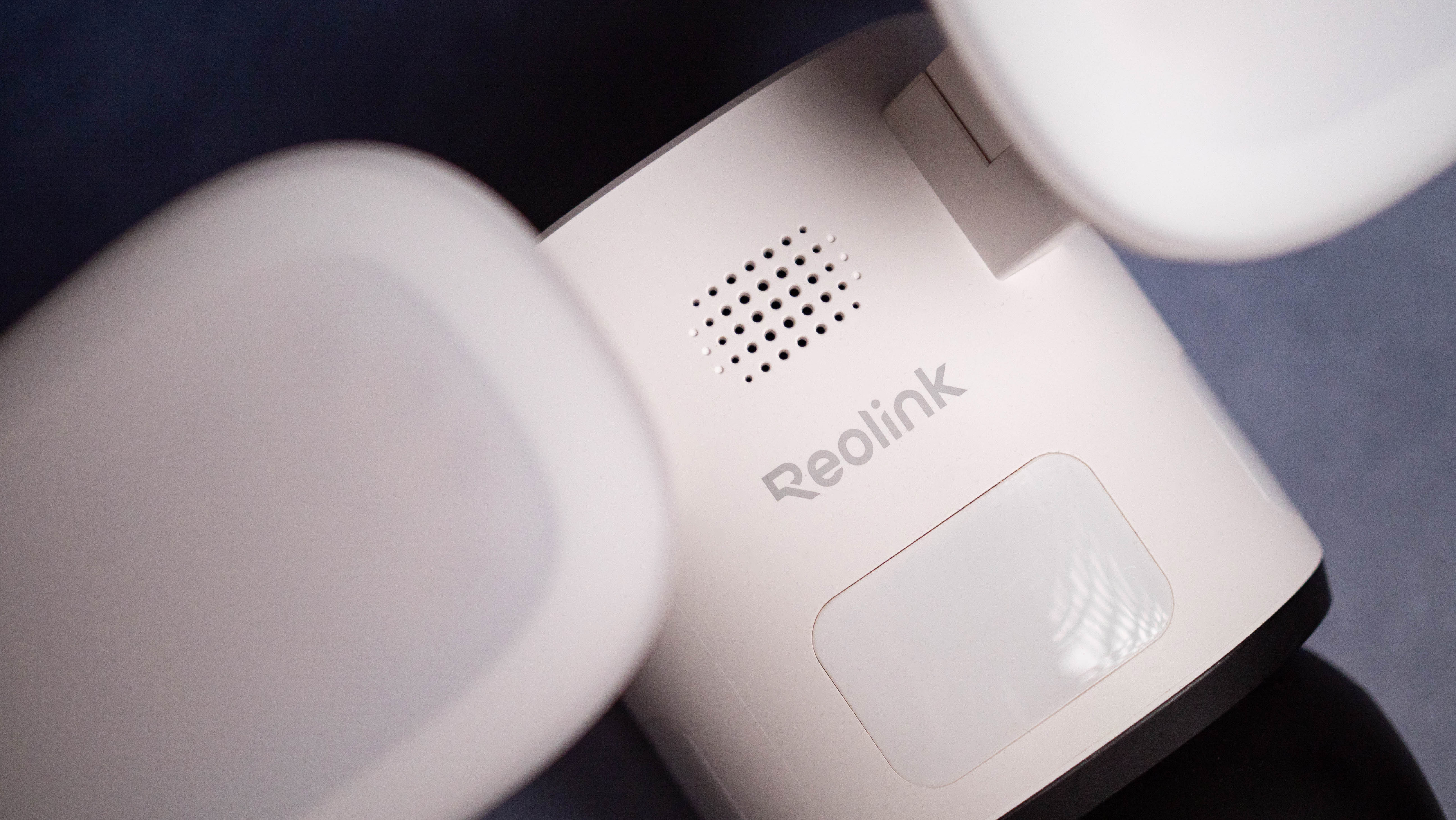 Reolink TrackFlex Floodlight WiFi review