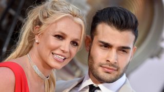Britney and Sam posing at the premiere of Once Upon A Time In Hollywood