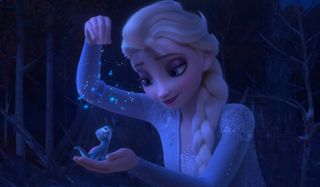 Frozen II Elsa feeds a woodland gecko with snowflakes
