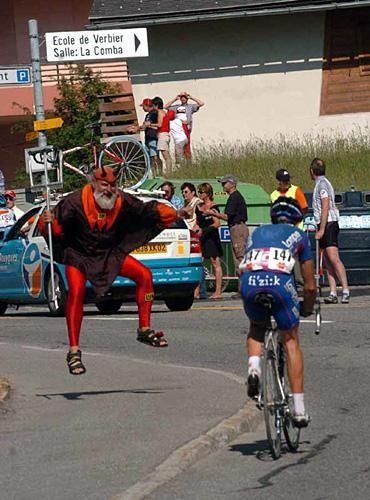 Daniele Righi (Lampre) wonders how he does that. That's right, he's the Devil.