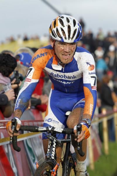 Bart Aernouts (Rabobank-Giant Off-Road Team) finished second in the opening round of the Superprestige series.