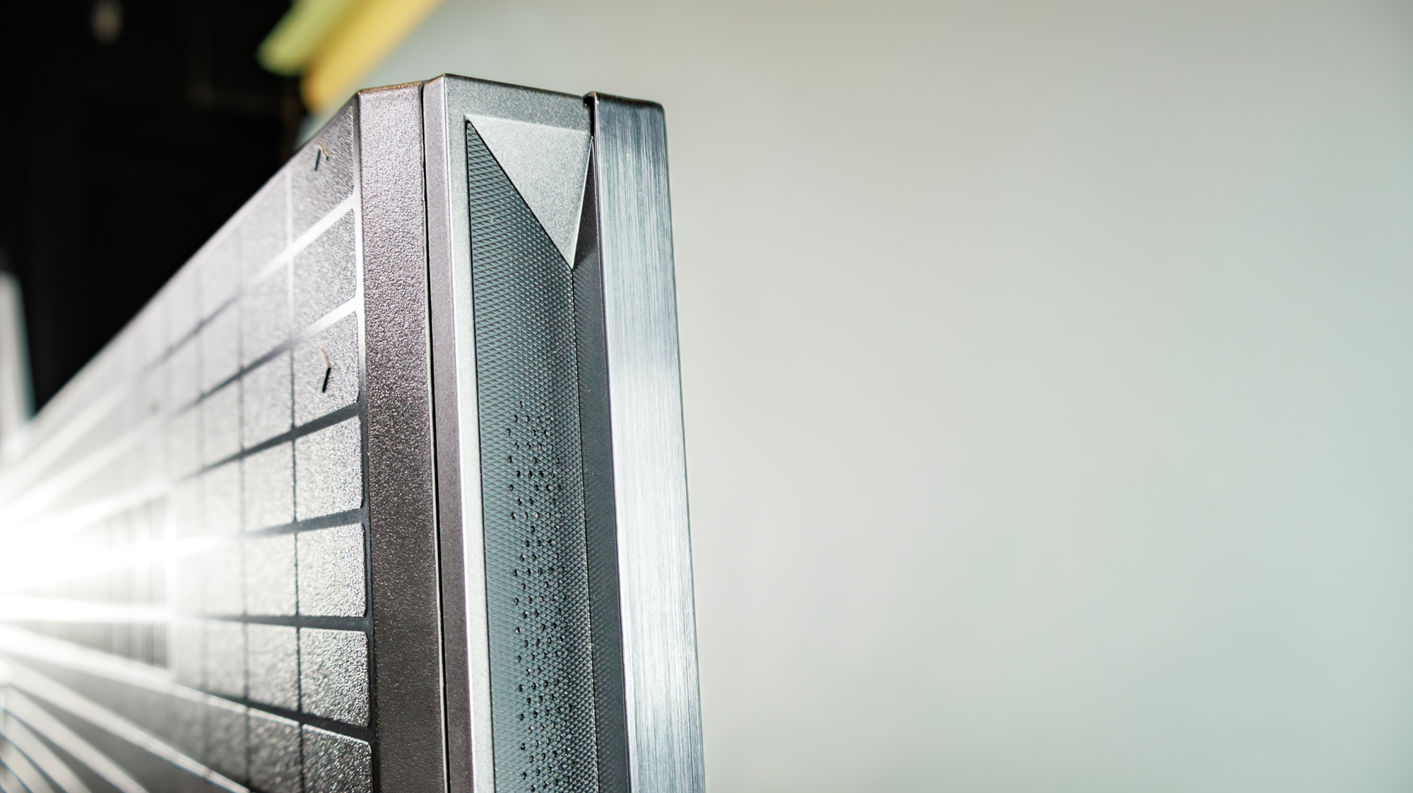 The edge of a Hisense UR9 RGB Mini-LED TV screen