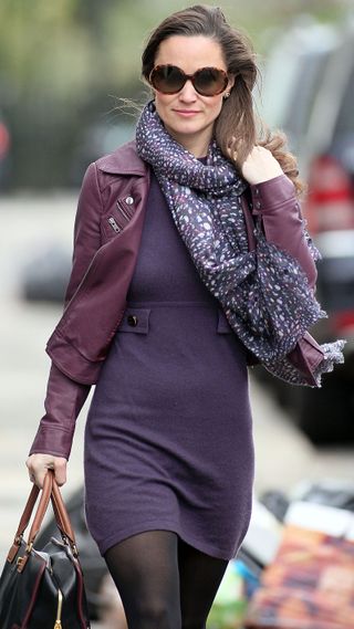 Pippa Middleton walks in London on November 22, 2012