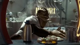 Dexter Jettster serving up food in Attack of the Clones