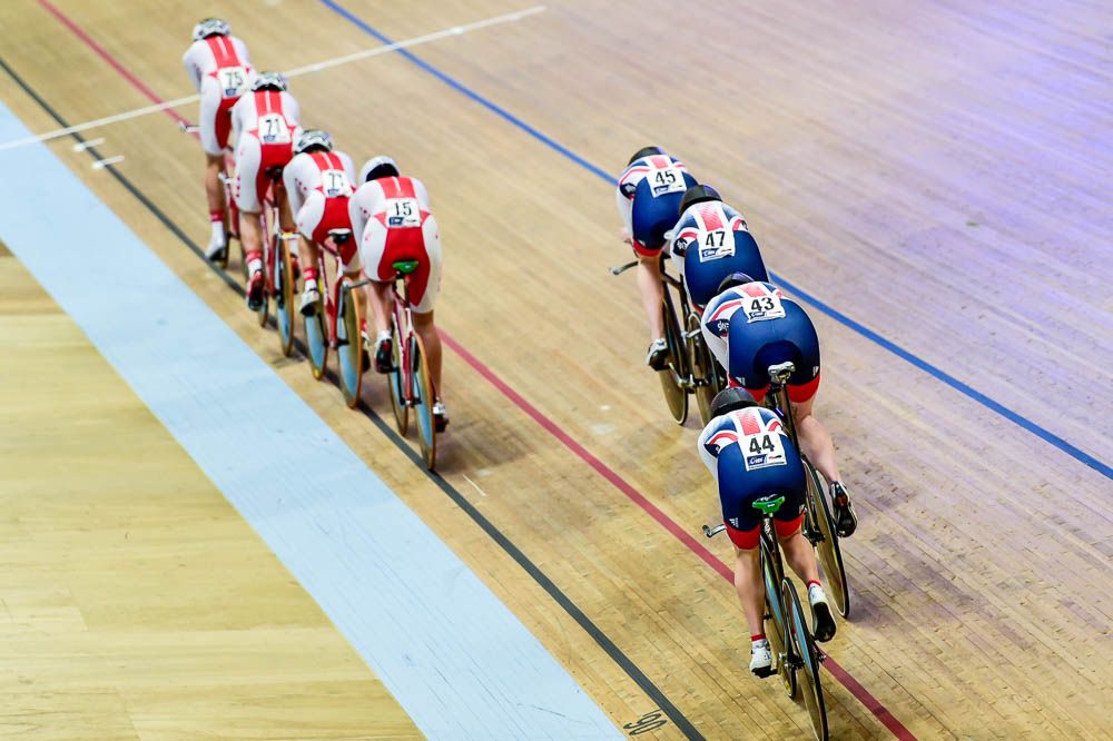 Britain put on a dominant women's team pursuit to catch Poland