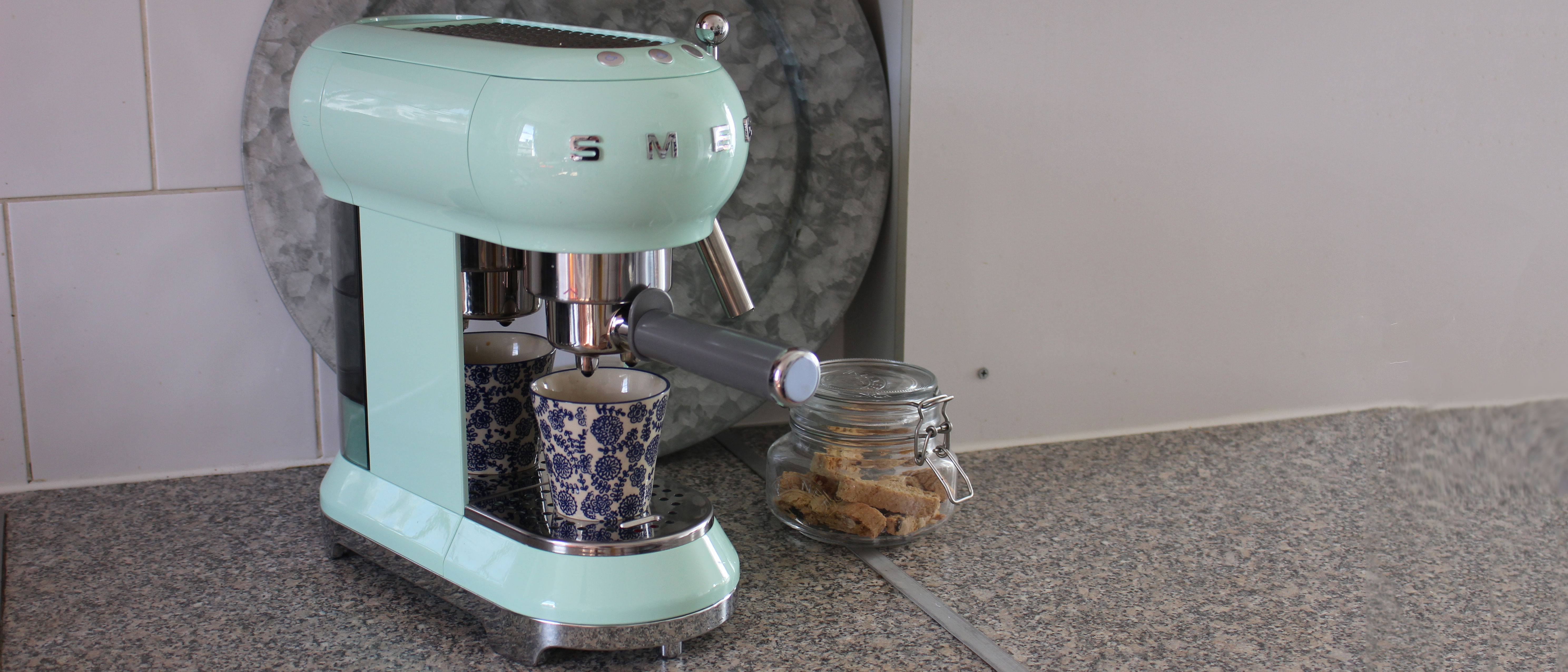 Smeg ECF01 Espresso Coffee Machine review