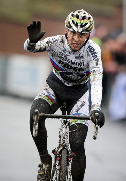 Zdenek Stybar (Telenet - Fidea) crosses the finish line in second place.