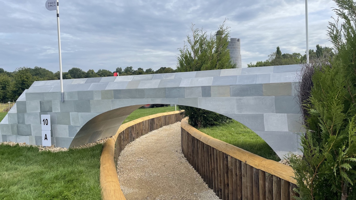 Bridge fence