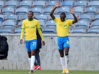 Peter Shalulile of Mamelodi Sundowns celebrates his goal with teammate
