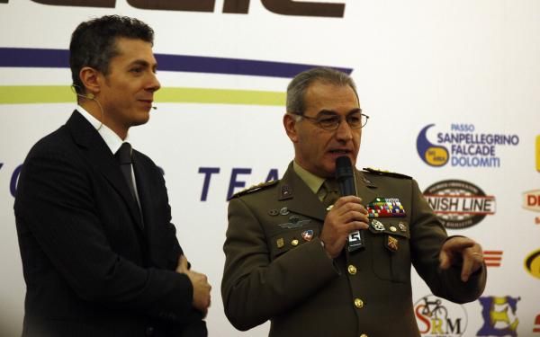 Col. Angelo Giacomino was among the guests at the Liquigas-Cannondale presentation.