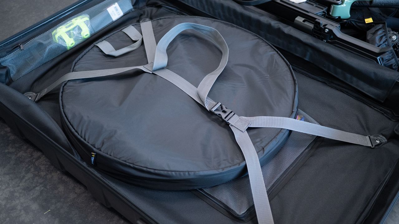 Topeak Pakgo X Bike Carrier front wheel packed