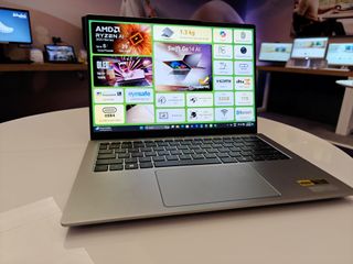 Acer Swift Go 14 AI