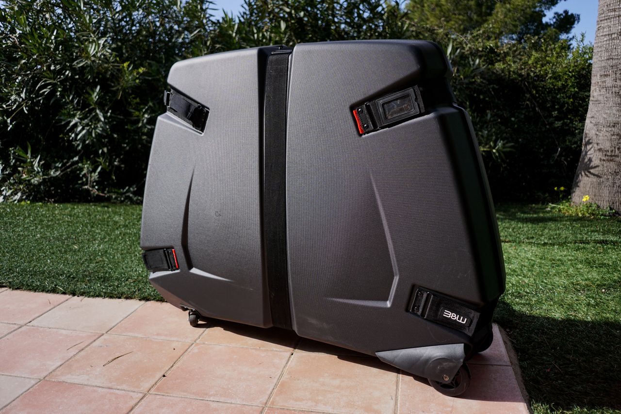 B&amp;W Bike Box